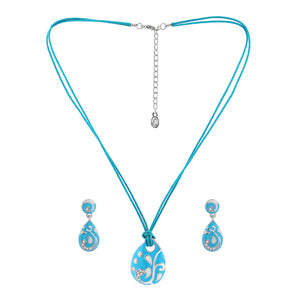 Estele Feroza Drop pendant Set