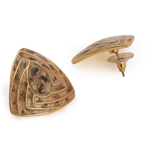Triangle enamel studs