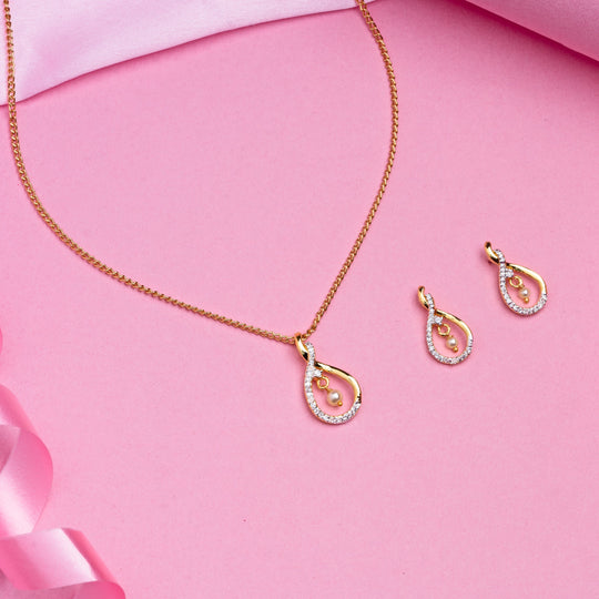 Estele Gold Plated American Diamond Oval Loop Chain Necklace Set for Women