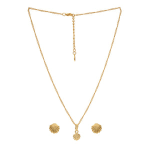 Modern Gold plated Atlantic bay shell Necklace