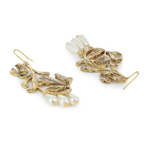 Leafy Pearl Earrings