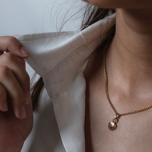 Modern Gold plated Atlantic bay shell Necklace