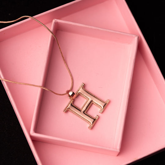 Estele - Charm H Rosegold plated Pendant